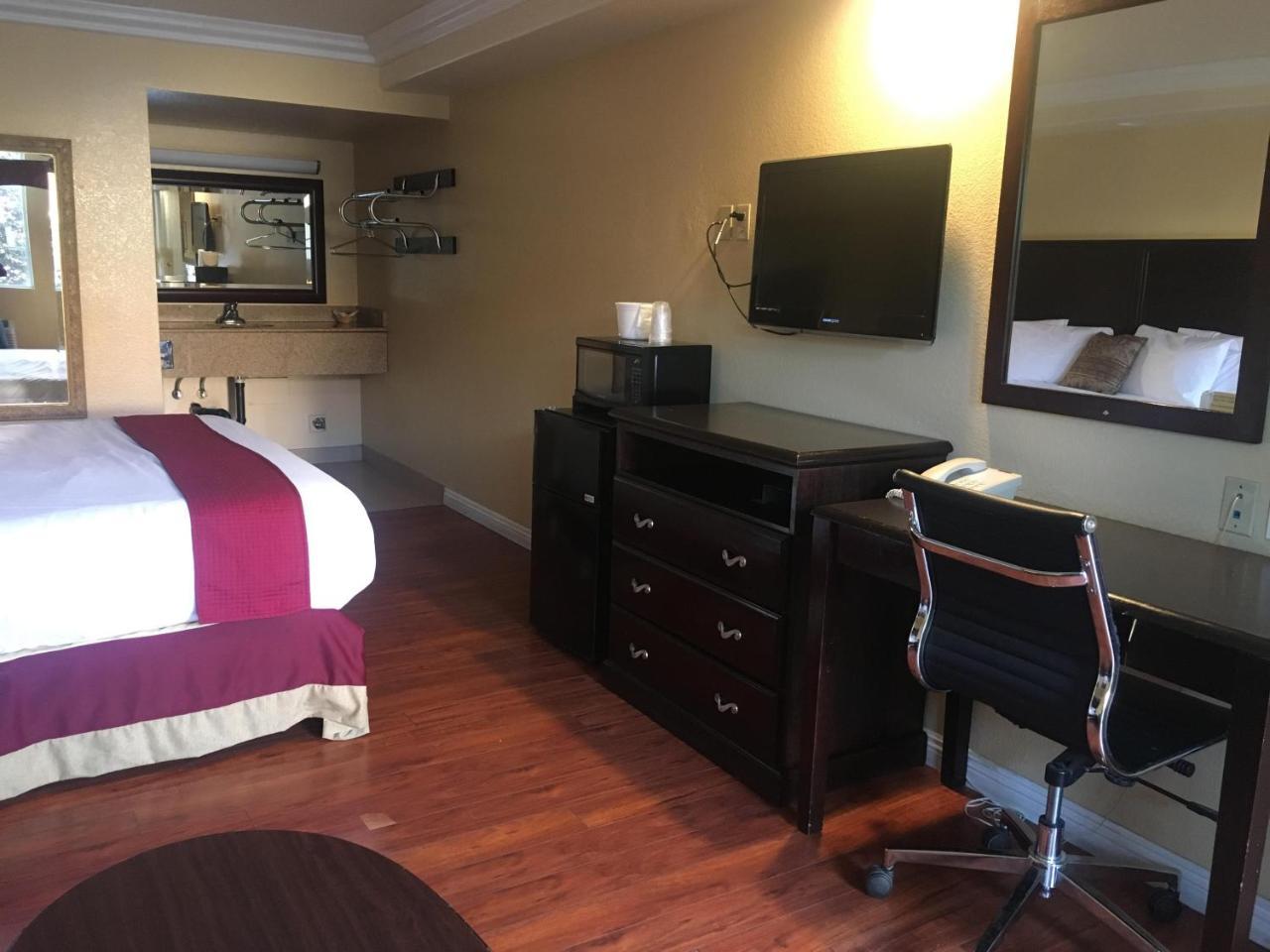 Budget Motel 2*